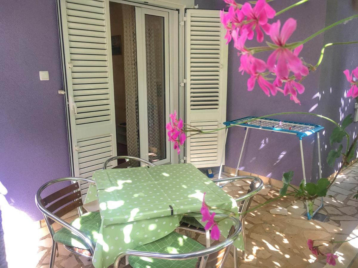 Villa Millefiori - Apartments Mali Losinj Ngoại thất bức ảnh